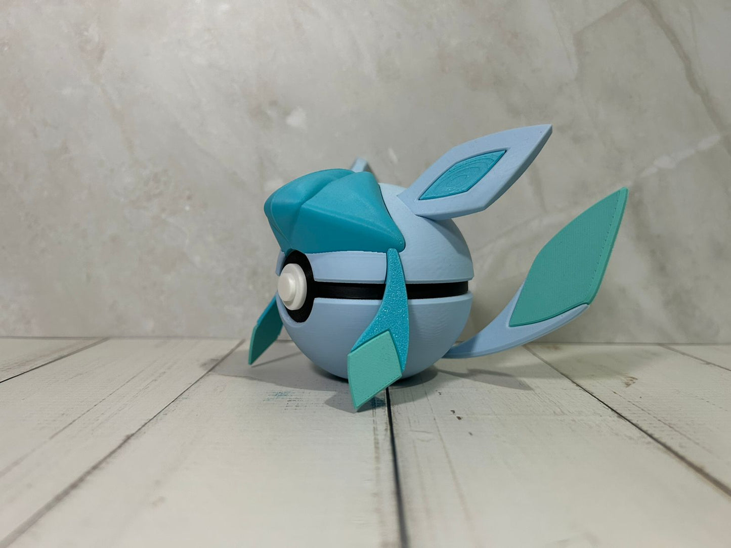 #0471 Glaceon Ball
