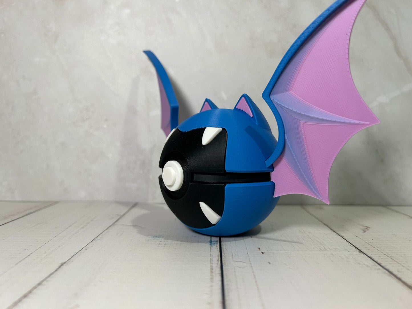 #0042 Golbat Ball