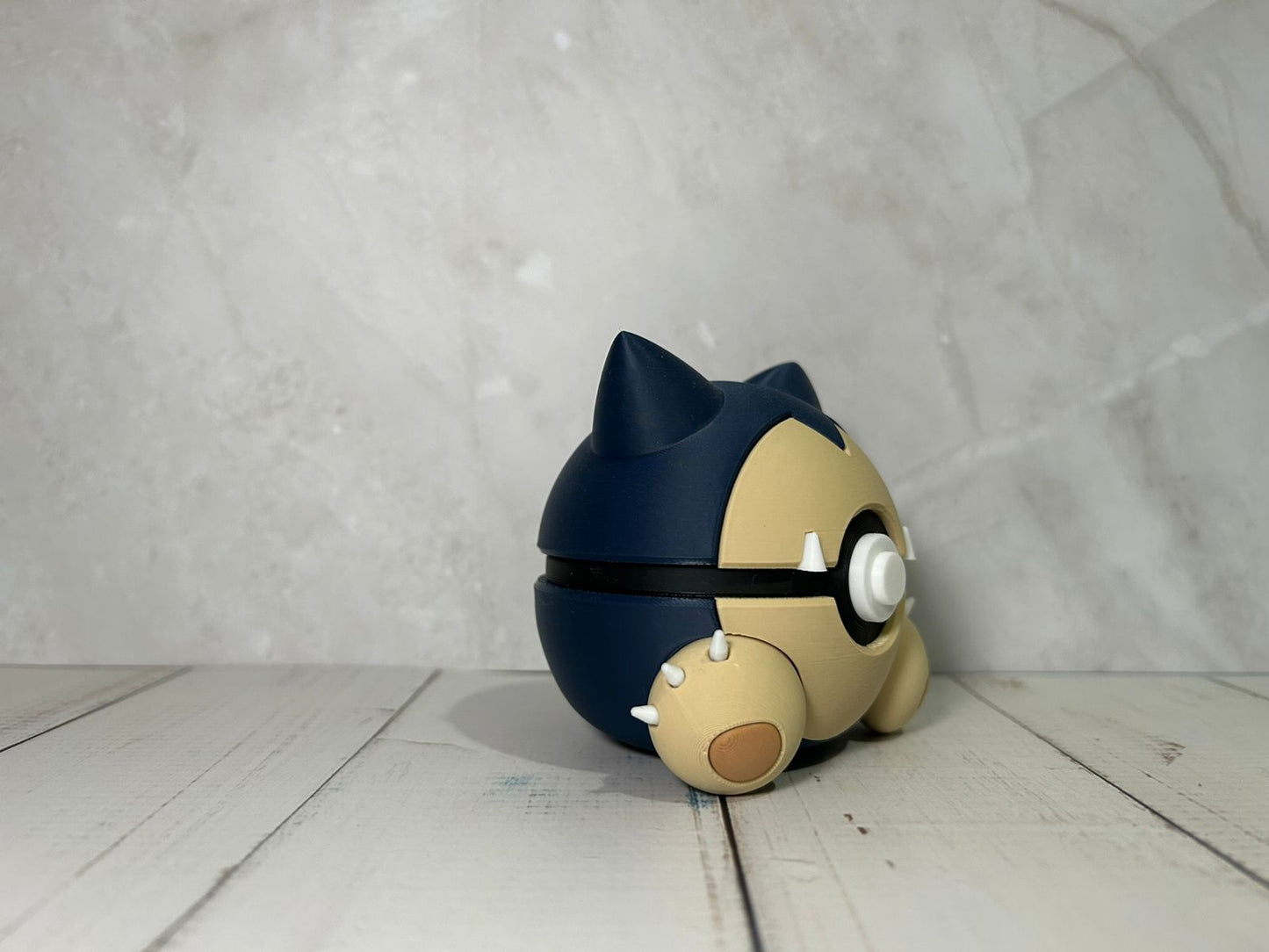 #0143 Snorlax Ball