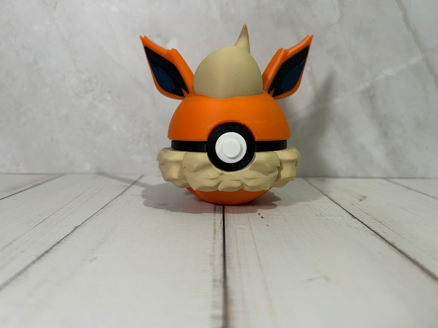 #0136 Flareon Ball