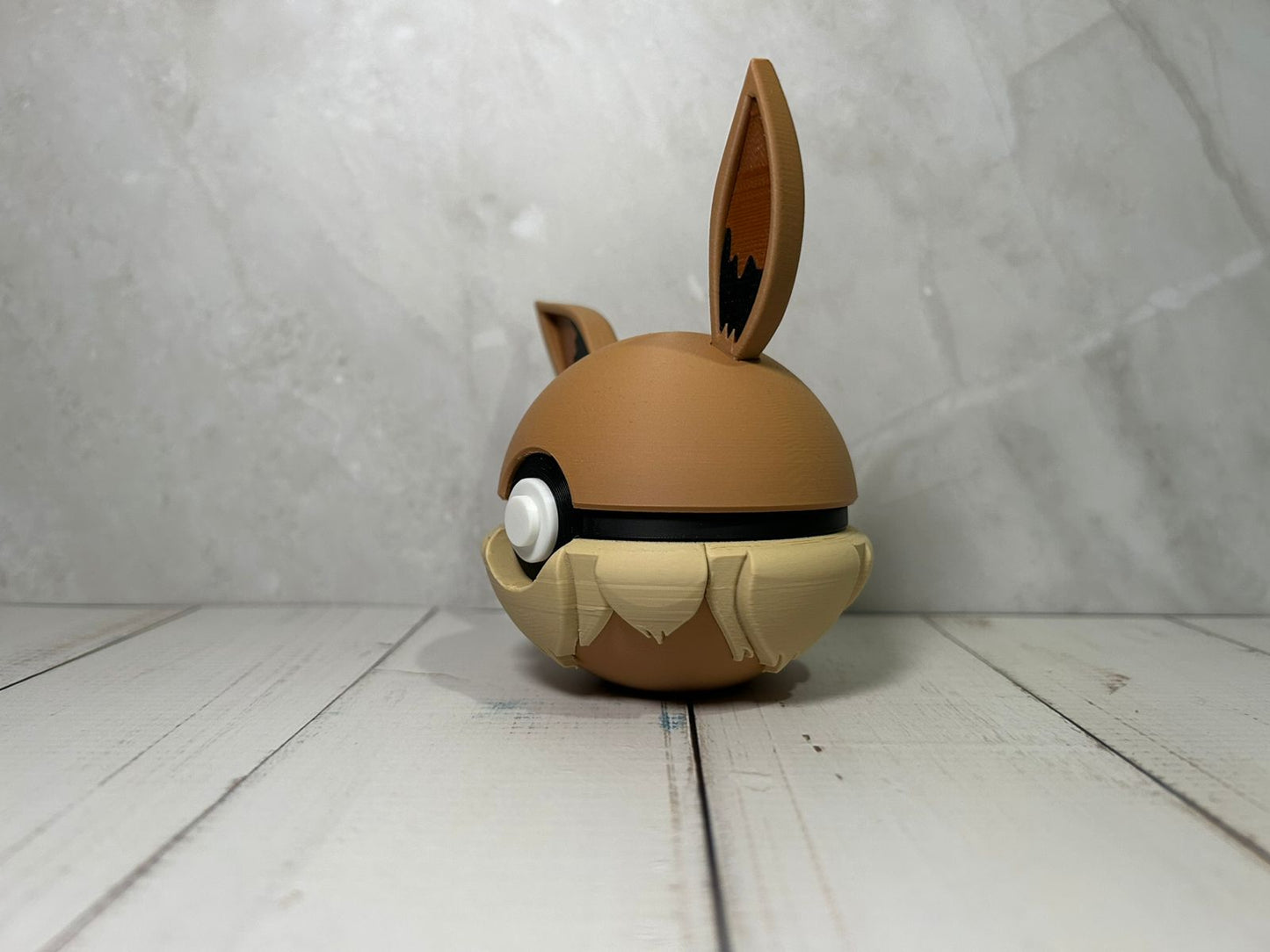 #0133 Evee Ball