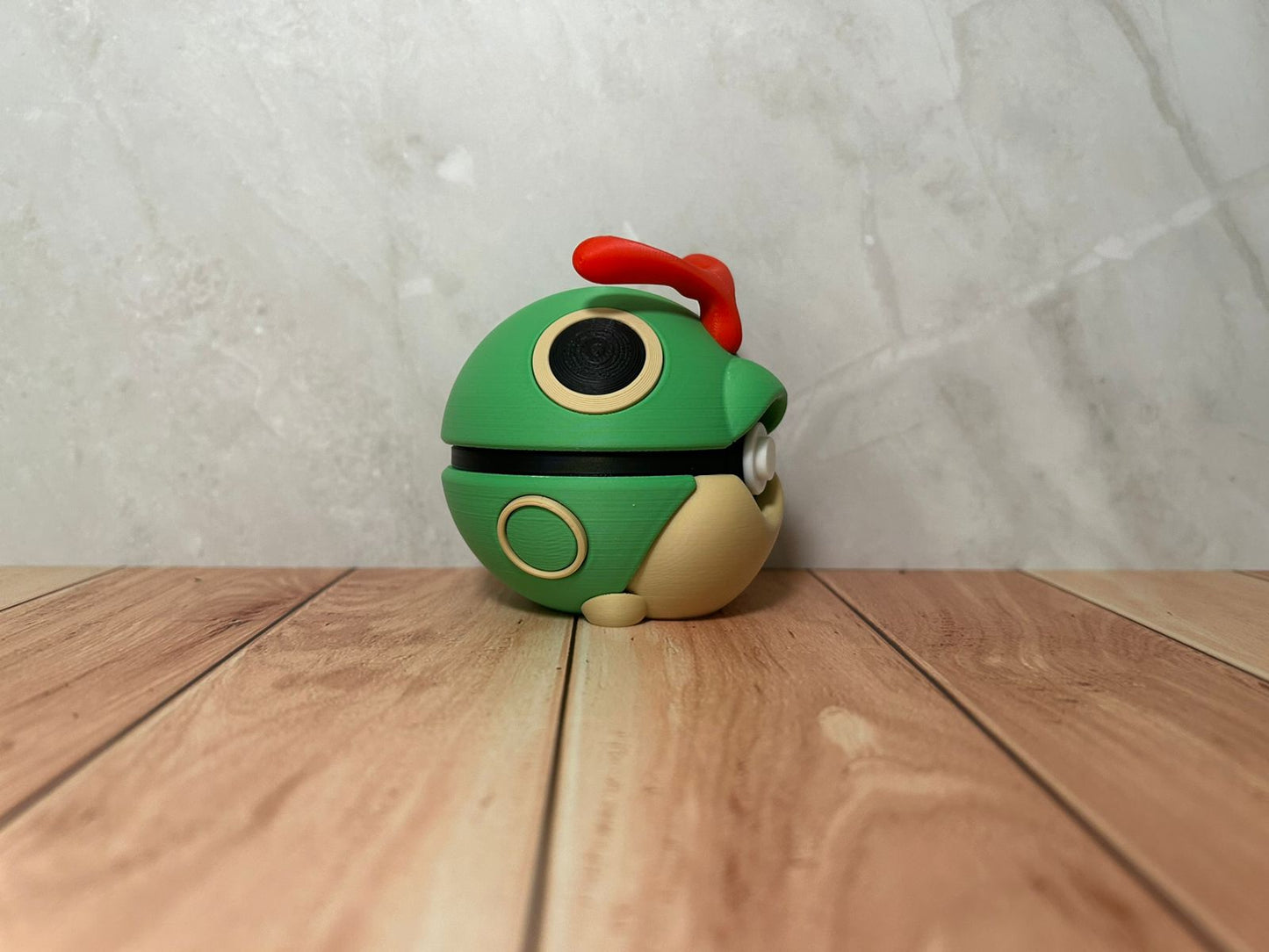 #0010 Caterpie Ball
