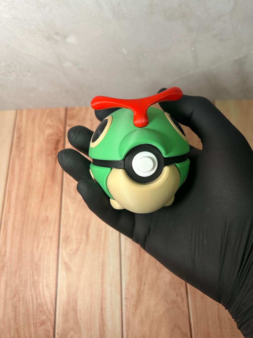 #0010 Caterpie Ball