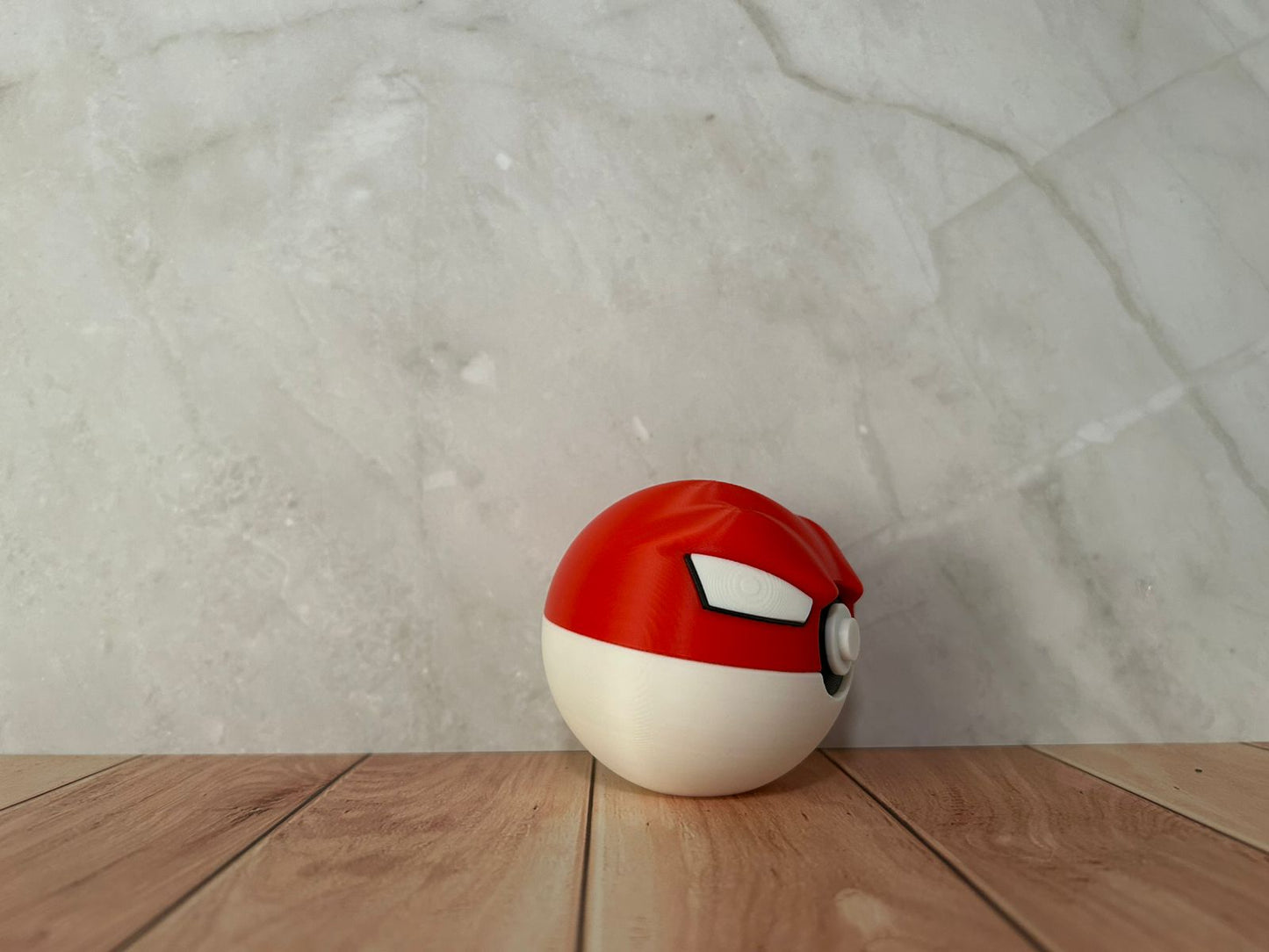 #0100 Voltorb Ball
