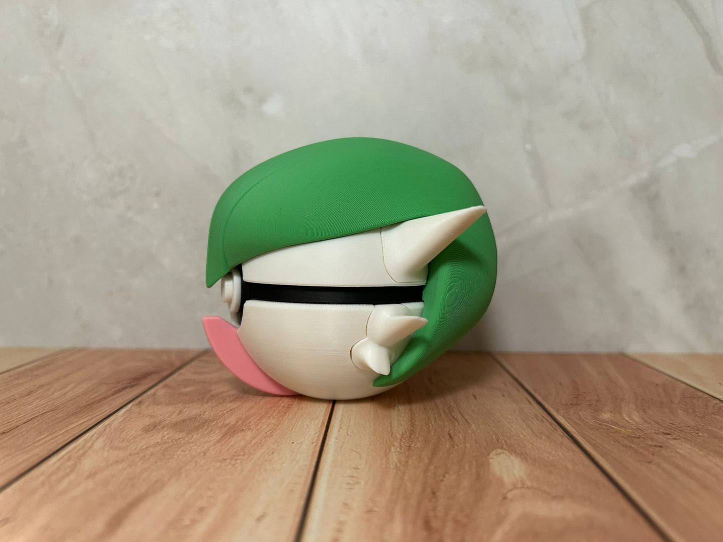#0282 Gardevoir Ball