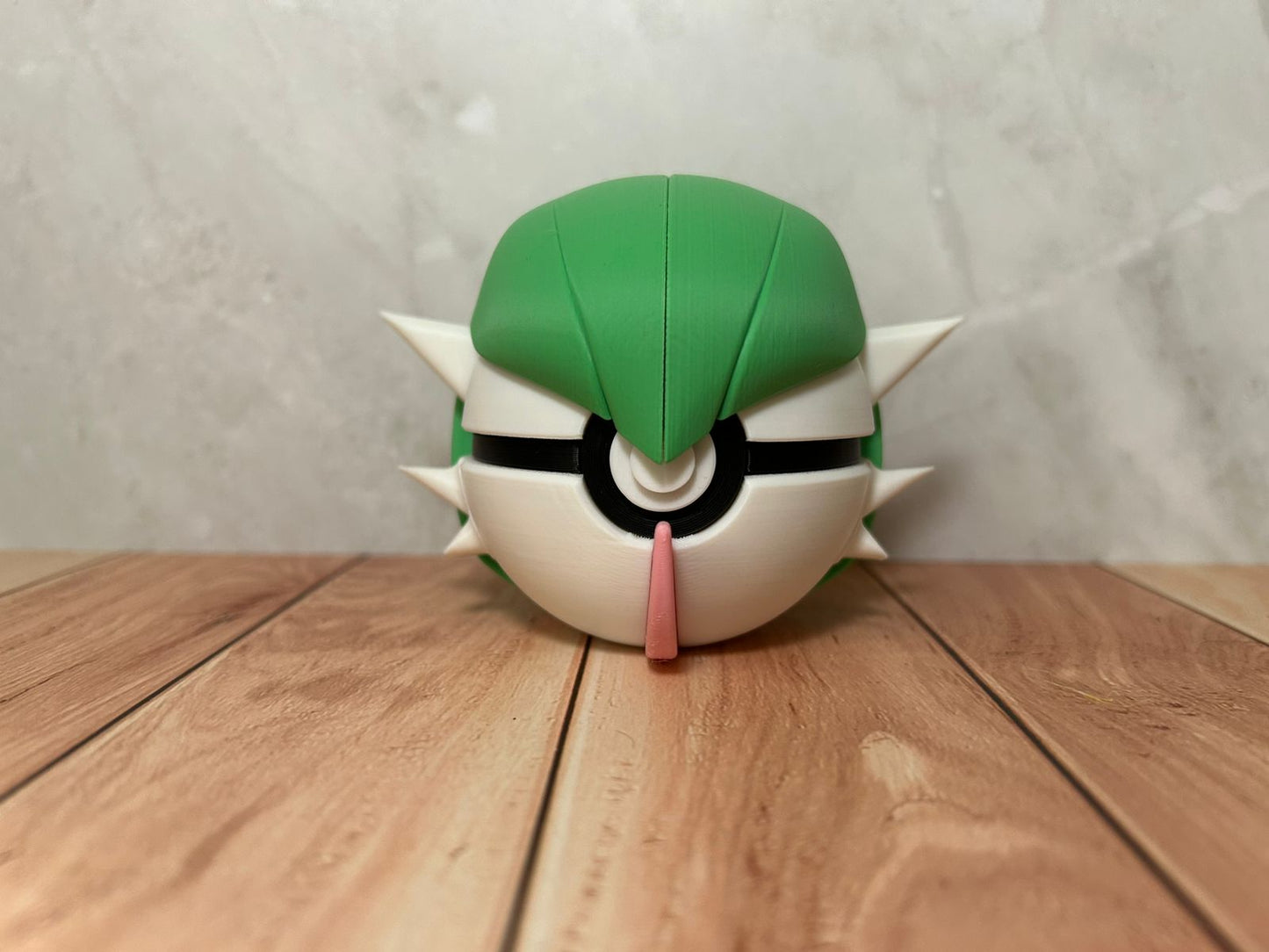 #0282 Gardevoir Ball