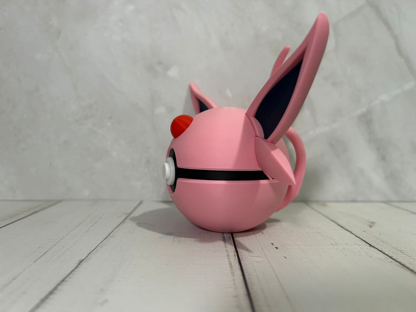 #0196 Espeon Ball