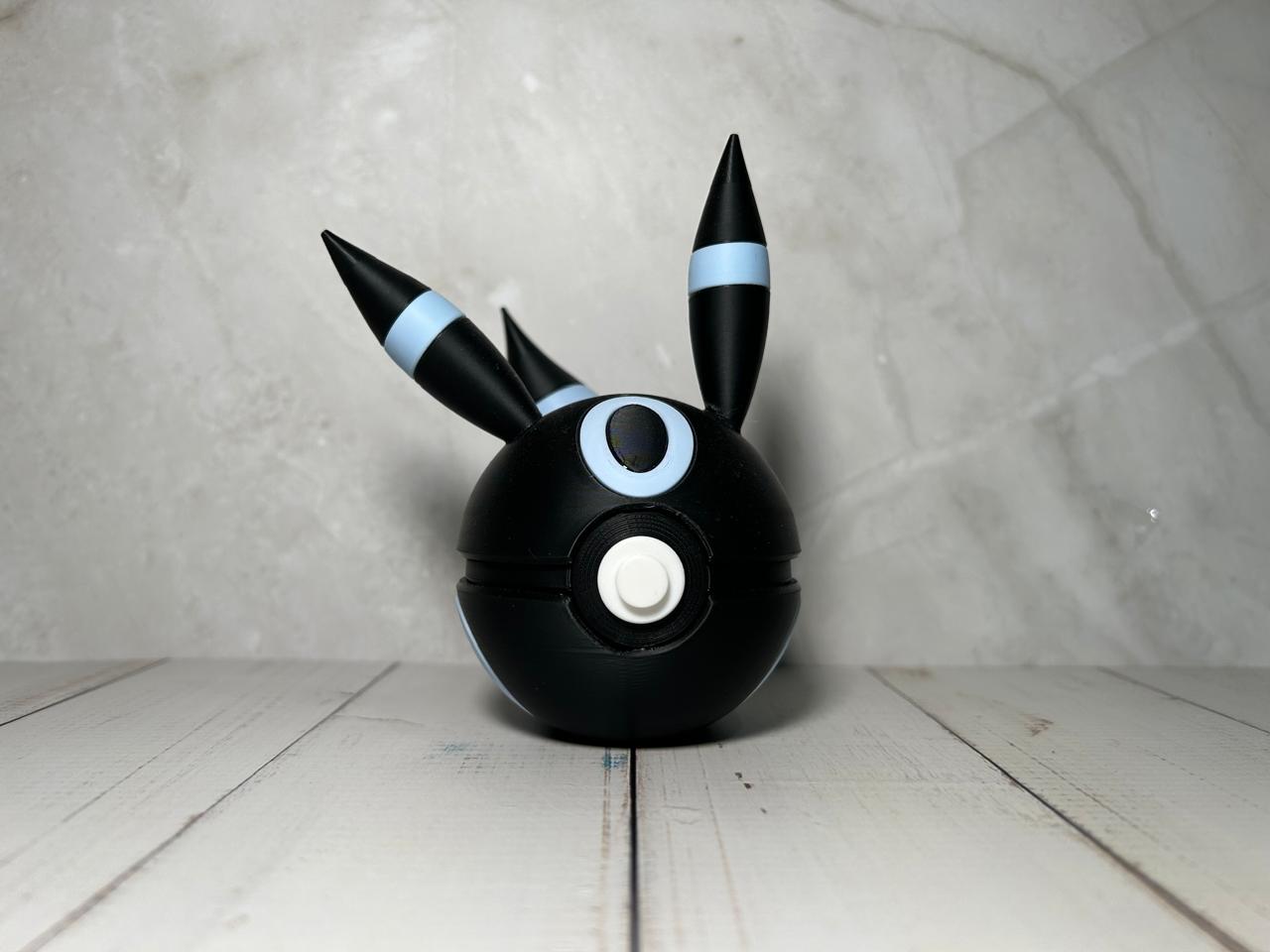 #0197 Umbreon Ball